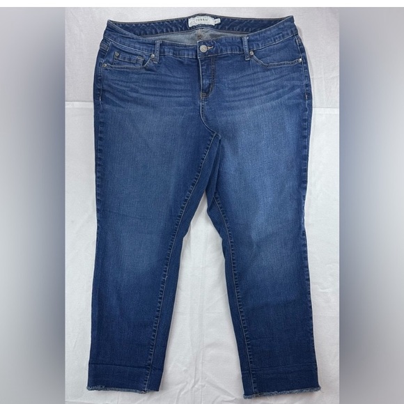 torrid Denim - Torrid Womens Size 16 Cropped Jeans Dark Wash Raw Hem Stretch Denim